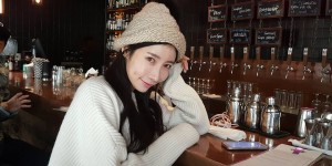 【EV女孩】「隱乳系正妹」內藏一對可愛圓乳，飽滿渾圓+逆天長腿讓人又驚又喜！