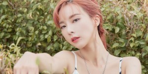 【EV女孩】「真人白雪公主」衣服版型超邪惡，「緊致細腰頂美乳」再顯完美臀腿線