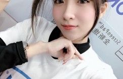 【EV女孩】燒烤店驚見「熱褲正妹」！媛媛兒秀「蠻腰美腿」展現桌邊服務技術，光看都食指大動！