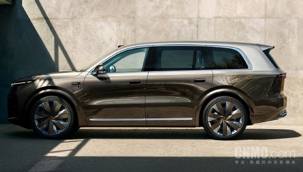 理想汽车 理想汤靖谈理想三代增程:油耗降27%的背后